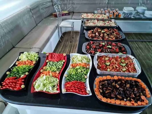 Paradise island LUNCH